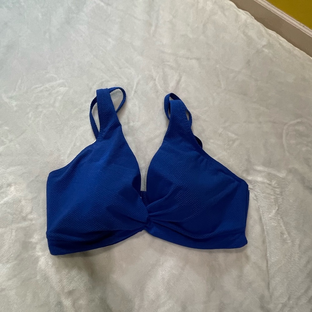 SWIM TOP SHADE & SHORE